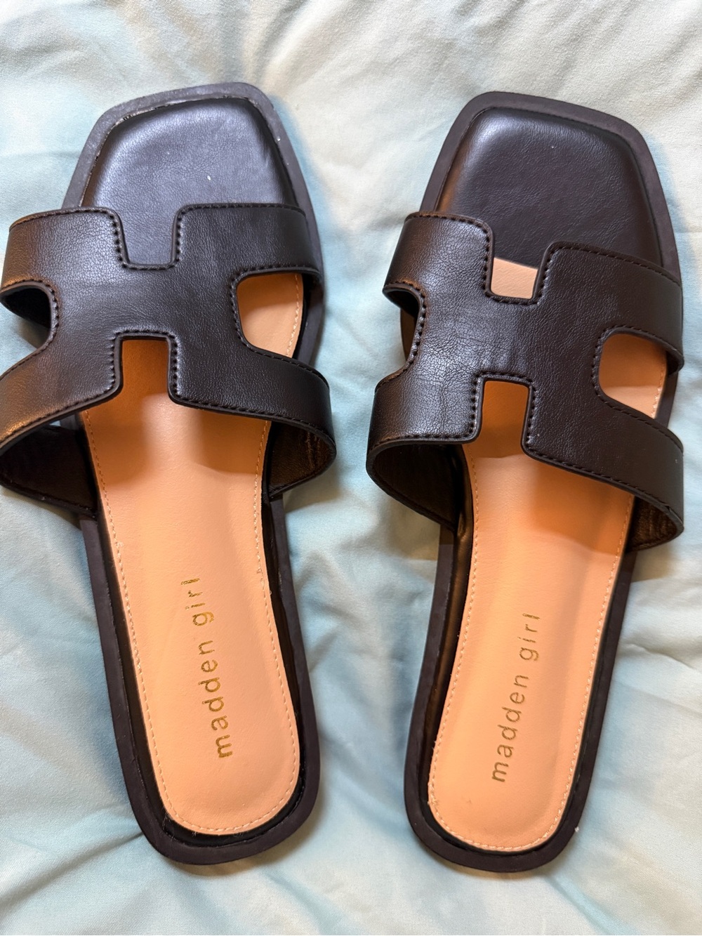 Brand New Size 8.5 Haydn Madden Girl Black Open-Toe Leather Slide Mules